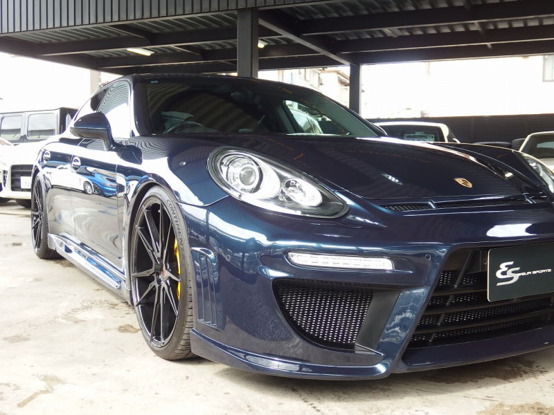 ポルシェ&nbsp;パナメーラ&nbsp;正規ディーラー車　右ハンドル　PDK　EUR-GTエアロ　ES22インチアルミホイール　ESダウンサス　&nbsp;中古車
