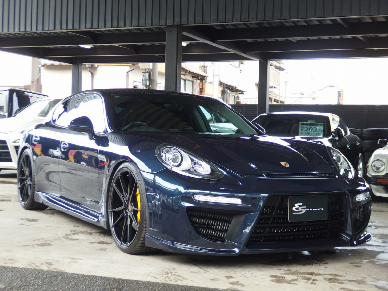 ポルシェ&nbsp;パナメーラ&nbsp;正規ディーラー車　右ハンドル　PDK　EUR-GTエアロ　ES22インチアルミホイール　ESダウンサス　&nbsp;中古車