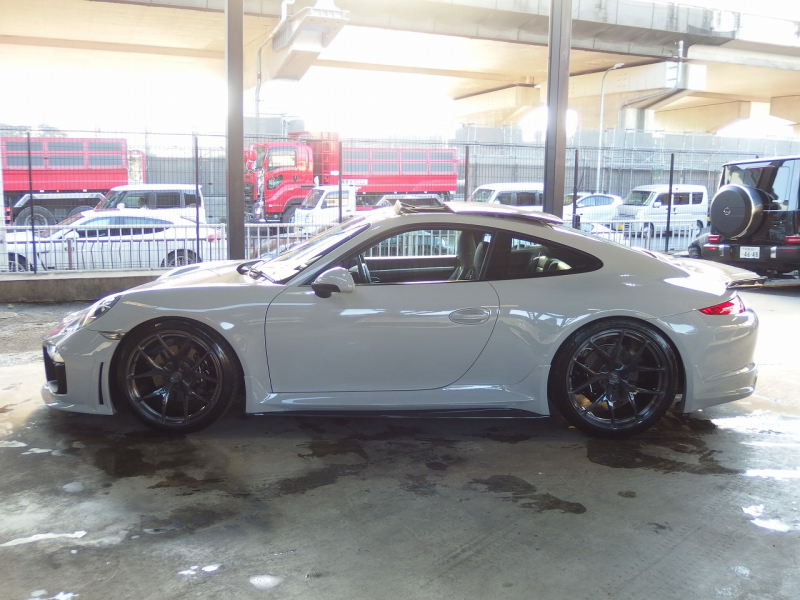 ポルシェ&nbsp;911(Type911)&nbsp;PDK　右ハンドル　EUR-GTフルエアロ　ES可変マフラー　BCフォージドアルミホイール　KW車高調&nbsp;中古車