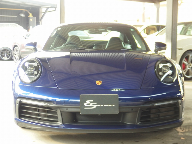 ポルシェ&nbsp;911(Type992)&nbsp;カレラ4　PDK　スポーツクロノ　レザーインテリア　シートヒーター&nbsp;中古車