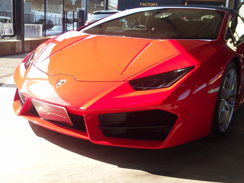 ランボルギーニ&nbsp;ウラカン&nbsp;スパイダー　LP580-2　RWD　正規ディーラー車　右ハンドル&nbsp;中古車