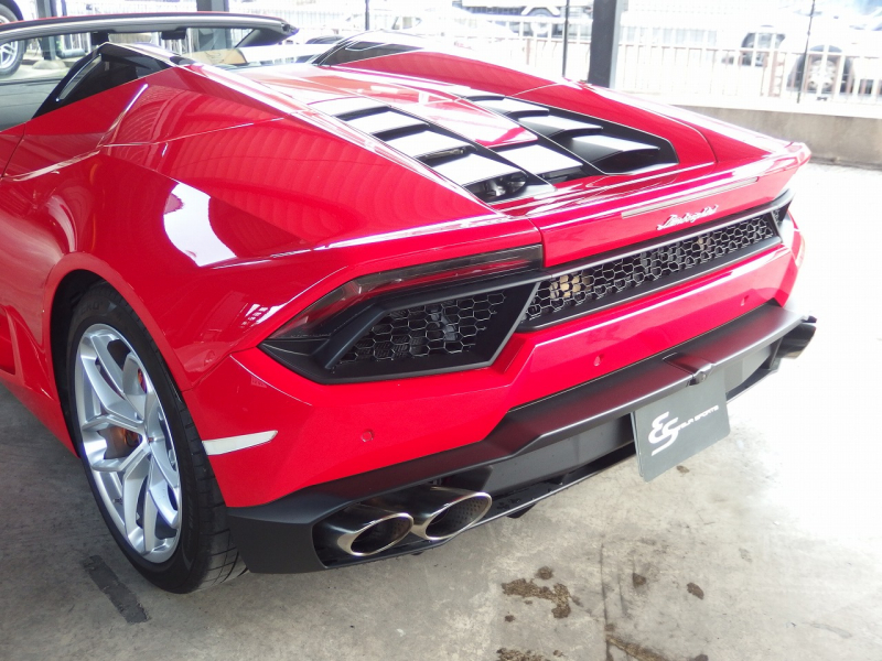 ランボルギーニ&nbsp;ウラカン&nbsp;スパイダー　LP580-2　RWD　正規ディーラー車　右ハンドル&nbsp;中古車