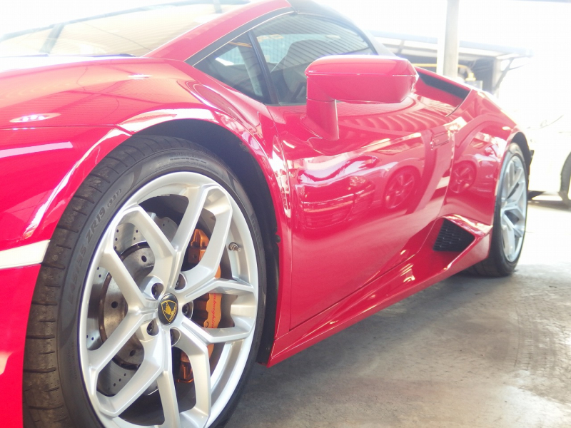 ランボルギーニ&nbsp;ウラカン&nbsp;スパイダー　LP580-2　RWD　正規ディーラー車　右ハンドル&nbsp;中古車