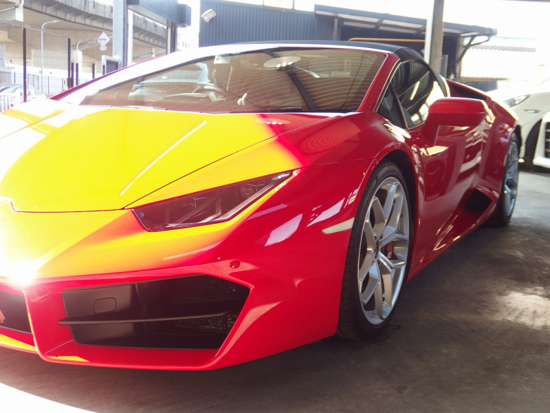ランボルギーニ&nbsp;ウラカン&nbsp;スパイダー　LP580-2　RWD　正規ディーラー車　右ハンドル&nbsp;中古車