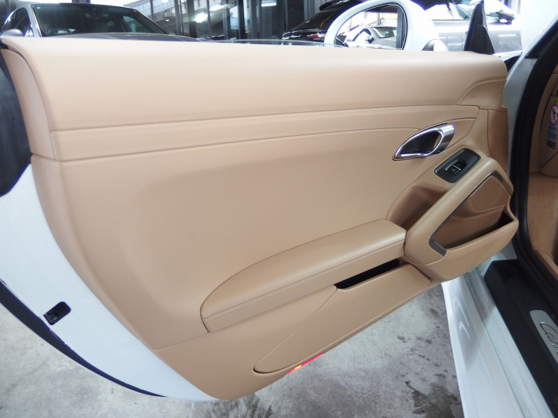 ポルシェ&nbsp;911(Type991.1)&nbsp;PDK　正規ディーラー車　右ハンドル&nbsp;中古車