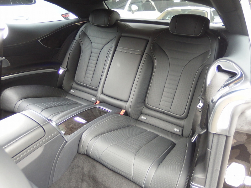 メルセデスベンツ&nbsp;Sクラス&nbsp;S550クーペ 　AMGライン　20インチアルミホイール　パノラミックルーフ&nbsp;中古車