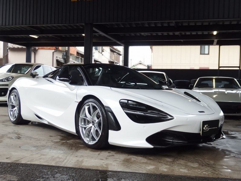 マクラーレン&nbsp;720S&nbsp;スパイダー　正規ディーラー車　左ハンドル　フロントリフトシステム&nbsp;中古車