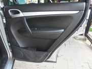 ポルシェ&nbsp;カイエン&nbsp;カイエンS　ディーラー車　左ハンドル　サンルーフ&nbsp;中古車