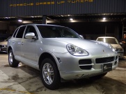 ポルシェ&nbsp;カイエン&nbsp;カイエンS　ディーラー車　左ハンドル　サンルーフ&nbsp;中古車