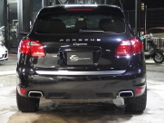 ポルシェ&nbsp;カイエン&nbsp;V6 ベースグレード　左ハンドル　サンルーフ&nbsp;中古車