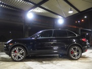 ポルシェ&nbsp;カイエン&nbsp;V6 ベースグレード　左ハンドル　サンルーフ&nbsp;中古車