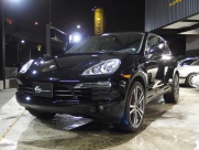 ポルシェ&nbsp;カイエン&nbsp;V6 ベースグレード　左ハンドル　サンルーフ&nbsp;中古車