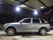 ポルシェ カイエン ターボ　ディーラー車　左ハンドル　エアサス　サンルーフ 中古車