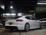 ポルシェ&nbsp;パナメーラ&nbsp;S ディーラー車　EUR-GT　２２inアルミ　右ハンドル　エアサス　サンルーフ&nbsp;中古車