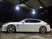 ポルシェ&nbsp;パナメーラ&nbsp;S ディーラー車　EUR-GT　２２inアルミ　右ハンドル　エアサス　サンルーフ&nbsp;中古車