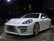 ポルシェ&nbsp;パナメーラ&nbsp;S ディーラー車　EUR-GT　２２inアルミ　右ハンドル　エアサス　サンルーフ&nbsp;中古車