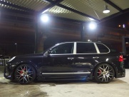 ポルシェ カイエン ターボ EUR-GT　パノラマルーフ　左ハンドル　エアサス 中古車