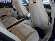 ポルシェ パナメーラ 4S ディーラーシ車 ハンドル エアサス 中古車