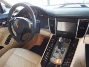 ポルシェ パナメーラ 4S ディーラーシ車 ハンドル エアサス 中古車