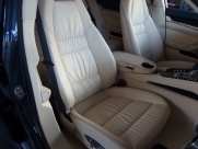 ポルシェ パナメーラ 4S ディーラーシ車 ハンドル エアサス 中古車