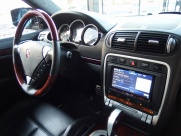 ポルシェ&nbsp;カイエン&nbsp;ターボ　左ハンドル　エアサス　サンルーフ　21inアルミ&nbsp;中古車