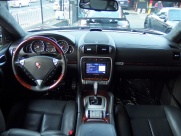 ポルシェ&nbsp;カイエン&nbsp;ターボ　左ハンドル　エアサス　サンルーフ　21inアルミ&nbsp;中古車