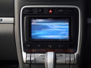 ポルシェ カイエン ターボ　ディーラー車　スマートキー　右ハンドル　サンルーフ 中古車