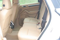 ポルシェ カイエン ＮＥＷカイエン ＥＵＲ－ＧＴ 中古車