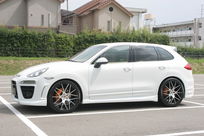 ポルシェ カイエン ＮＥＷカイエン ＥＵＲ－ＧＴ 中古車