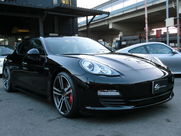 ポルシェ&nbsp;パナメーラ&nbsp;２０１３年モデル　Ｖ６　３６００㏄&nbsp;中古車