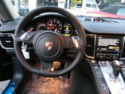 ポルシェ&nbsp;パナメーラ&nbsp;２０１３年モデル　Ｖ６　３６００㏄&nbsp;中古車