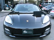 ポルシェ&nbsp;パナメーラ&nbsp;２０１３年モデル　Ｖ６　３６００㏄&nbsp;中古車