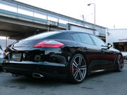 ポルシェ&nbsp;パナメーラ&nbsp;２０１３年モデル　Ｖ６　３６００㏄&nbsp;中古車