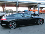 ポルシェ&nbsp;パナメーラ&nbsp;２０１３年モデル　Ｖ６　３６００㏄&nbsp;中古車