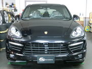 ポルシェ カイエン ２０１３年モデル  ポルシェ カイエンＧＴＳ 中古車