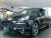 ポルシェ カイエン ２０１３年モデル  ポルシェ カイエンＧＴＳ 中古車