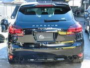 ポルシェ カイエン ２０１３年モデル  ポルシェ カイエンＧＴＳ 中古車