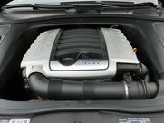 ポルシェ カイエン Ｖ６　後期モデル 中古車