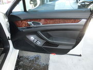 ポルシェ&nbsp;パナメーラ&nbsp;V6　スポーツクロノPKG EUR-GT D車&nbsp;中古車