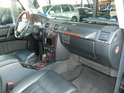 メルセデスベンツ ゲレンデヴァーゲン G500L ディーラー車 中古車