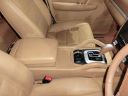 ポルシェ カイエン ベースグレード D車  中古車