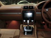 ポルシェ カイエン ベースグレード D車  中古車