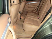 ポルシェ カイエン ベースグレード D車  中古車