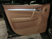 ポルシェ カイエン ベースグレード D車  中古車