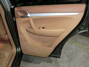 ポルシェ カイエン ベースグレード D車  中古車