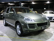 ポルシェ カイエン ベースグレード D車  中古車