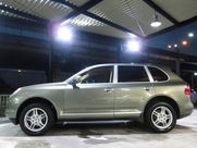 ポルシェ カイエン ベースグレード D車  中古車