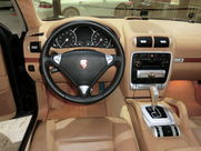 ポルシェ カイエン ターボ D車 左H  中古車