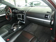 ポルシェ カイエン カイエンターボ　ディーラー車　左ハンドル 中古車