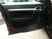 ポルシェ カイエン カイエンターボ　ディーラー車　左ハンドル 中古車